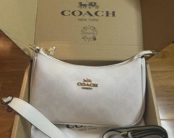 Coach Teri Cream White Women’s Shoulder Bag Signature Canvas New w Box