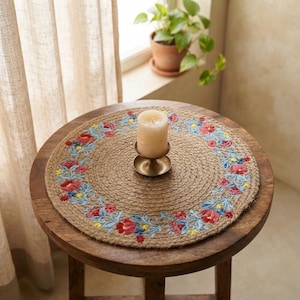 Handmade Jute Placemat 15 Inch Round Embroidered Floral Braided Table Mat Boho Dining Decor Housewarming Gift Natural jute Tableware