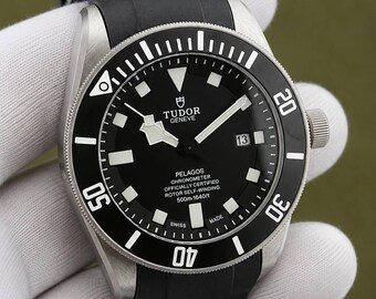 Vintage Tudor Automatic Dive Watch for Men Black Dial Titanium Case Rubber Strap Wristwatch