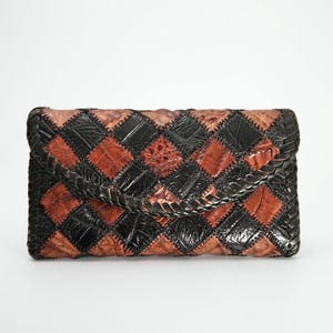 Cartera de cuero vintage con diseño de patchwork, tablero de ajedrez negro y marrón, tríptico con cierre a presión, años 90.