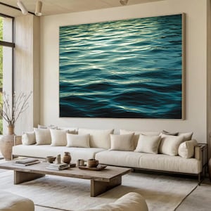 Blå vattenvågor kanvastavla, blågrön väggkonst med havsyta, minimalistisk kustdekor, nautisk badrums- och sovrumsinredning, blå krusningskonst