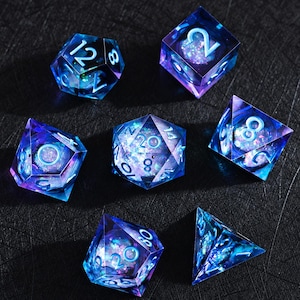 Galaxy Nebula D&D Dice, Blue Violet Glitter Liquid Core RPG Set, Sharp Resin Celestial Dice, Fantasy Gamer and DM Gift