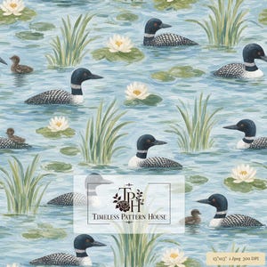 Puede incluir: Un patrón continuo con colimbos blancos y negros nadando en agua azul con juncos verdes y nenúfares blancos. El diseño incluye el texto Timeless Pattern House y una etiqueta que indica 33 cm por 33 cm 1 jpeg 300 DPI.