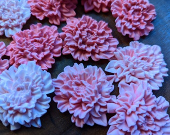 Chrysanthemums 12 -  2", gum paste flowers / cake decorations / cupcake toppers