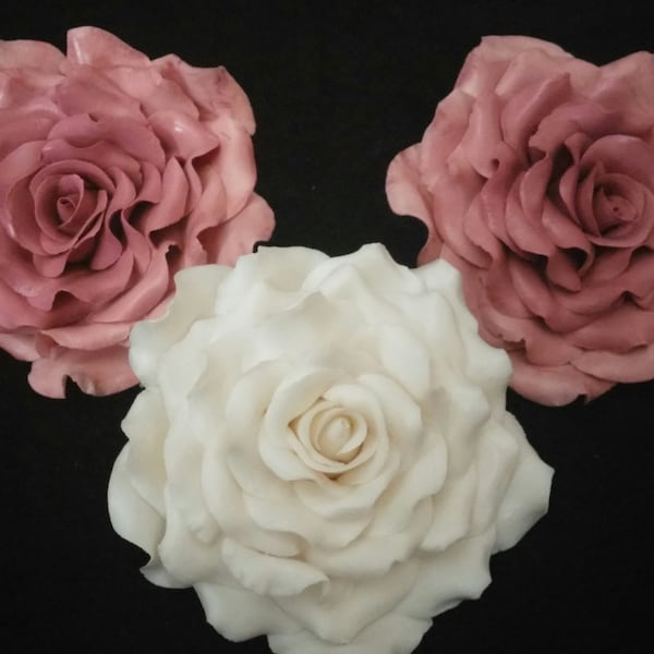 3 Edible Ex large ROSES 5" gum paste and leaves/Any color/ Fondant / Cake decoration / cuocake topper sugar flower / wedding cake decoration