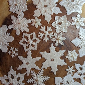 24 Edible VARIETY SPARKLY SNOWFLAKES sugar, gum paste/fondant...various layers cake or cupcake toppers image 2