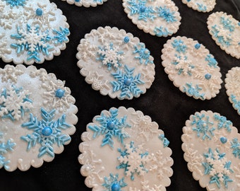24 Edible Snowflake cupcake toppers/ SPARKLY /Frozen /choose colors/ gum paste / fondant