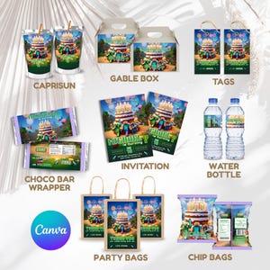 Può includere: Un set di articoli per feste a tema Minecraft che include bustine di succo, scatole, etichette, incarti per cioccolato, inviti, etichette per bottiglie d'acqua, sacchetti regalo e sacchetti di patatine, tutti con una torta di compleanno.