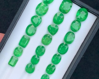 Granato tsavrite naturale sfaccettato, colore verde vibrante
