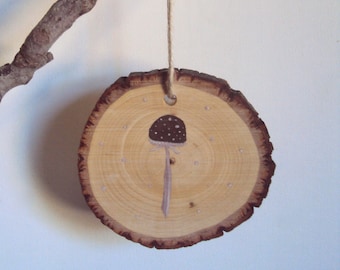 Hand Painted Mushroom Wood Slice Ornament - Rustic Natural Woodland Decor - Forest Fungi Toadstool Art - Cottagecore Christmas Decoration