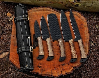 Ensemble de 5 couteaux de chef faits main, lames en acier inoxydable, manches en bois, étui en cuir