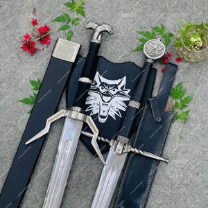 Handmade Witcher 3 Geralt Wolf Sword Set Replica Stainless Steel Fantasy Cosplay Swords with Scabbards Medieval Gift