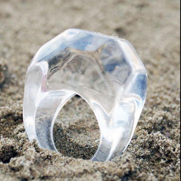 Lucite Faceted Ring – Burgundy, clear colours | Italian Design Acrylic Crystal