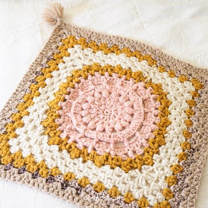 CROCHET PATTERN: Solitude Blanket