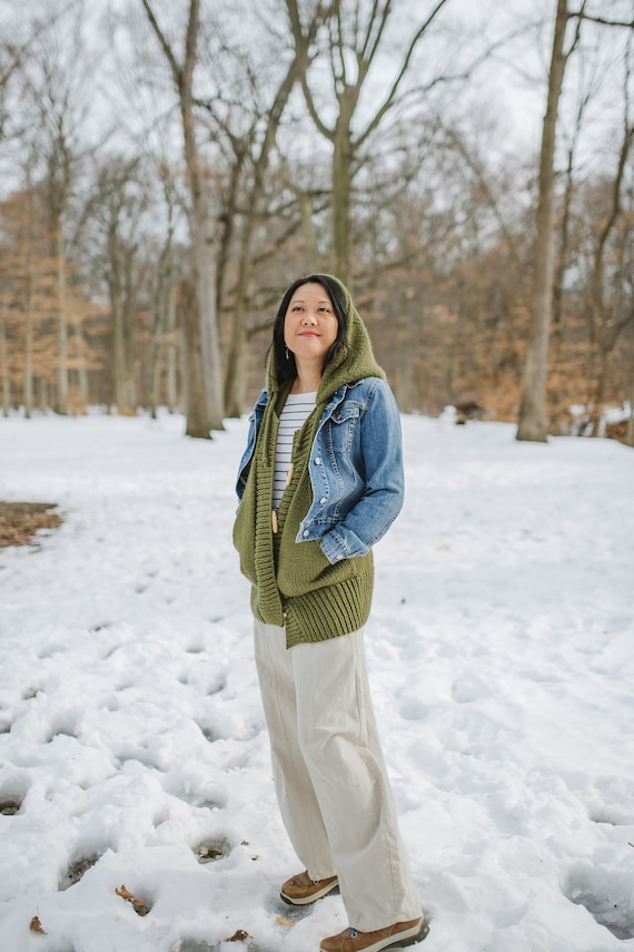 KNITTING PATTERN: Lola Hooded Vest - Etsy