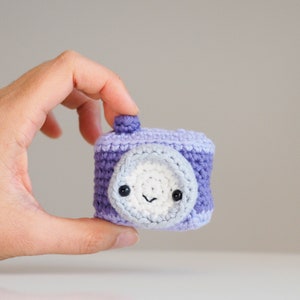 CROCHET PATTERN: Amigurumi Camera