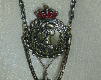 Necklace -  Crown Pendant with Chain - FS-095