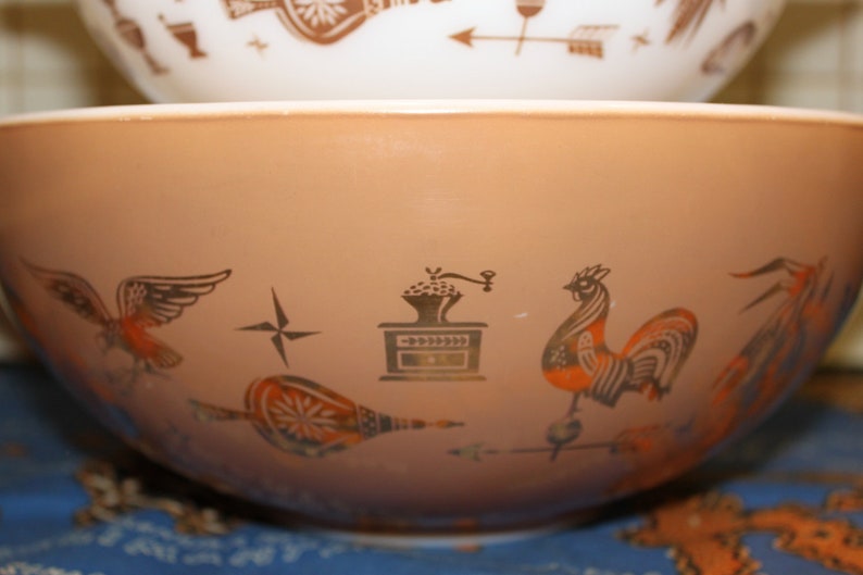 Pyrex set of 3 Early American Cinderella Nesting Mixing Bowls