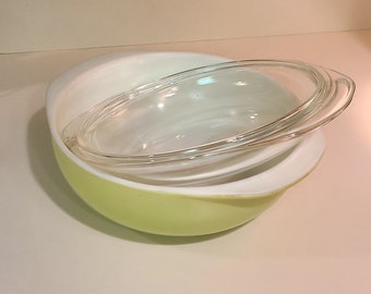 Vintage Lime Green Pyrex Casserole Dish With Clear Glass Lid