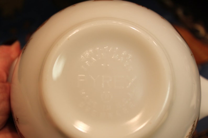 Pyrex set of 3 Early American Cinderella Nesting Mixing Bowls