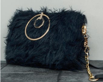 luxe zwarte pluche tas - zachte crossbodytas van imitatiebont - handgemaakte zwarte tas