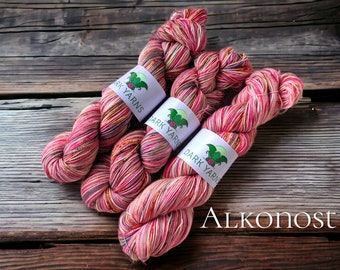 Alkonost | READY TO SHIP | reskeined for easy winding | hand dyed yarn | fingering weight yarn | sock yarn for knitters | speckled yarn