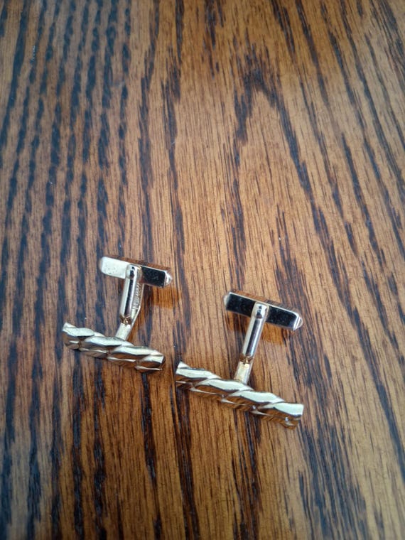 Vintage Swank Gold Tone Rectangular Bar Cufflinks - image 2