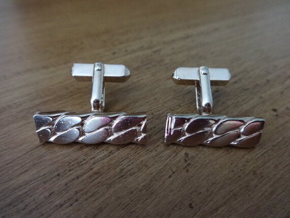 Vintage Swank Gold Tone Rectangular Bar Cufflinks - image 4