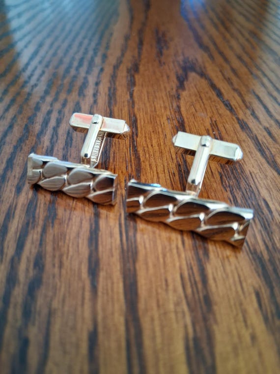 Vintage Swank Gold Tone Rectangular Bar Cufflinks - image 1