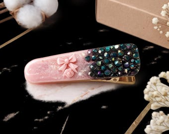 Pinza de ropa de resina "Resplandor rosa y magia cristalina"
