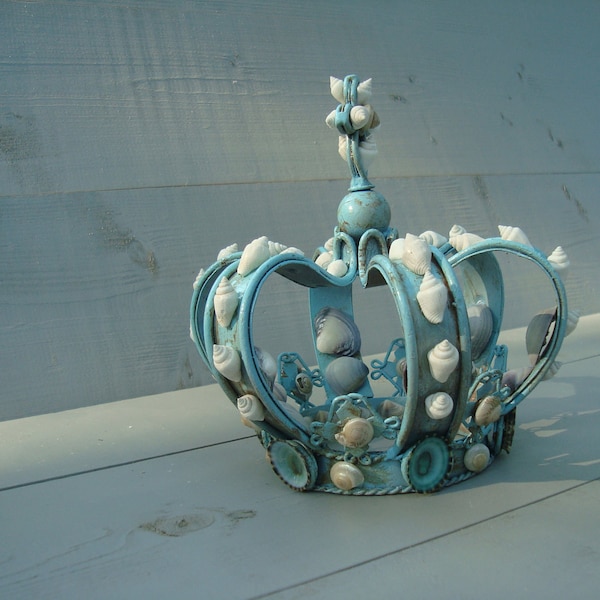 RESERVE LISTING for DICCI Turquoise Seashell Crown