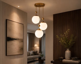 Lustre de globo em latão | Pendente escalonado com 3 luzes | Luminária de teto de meados do século XX
