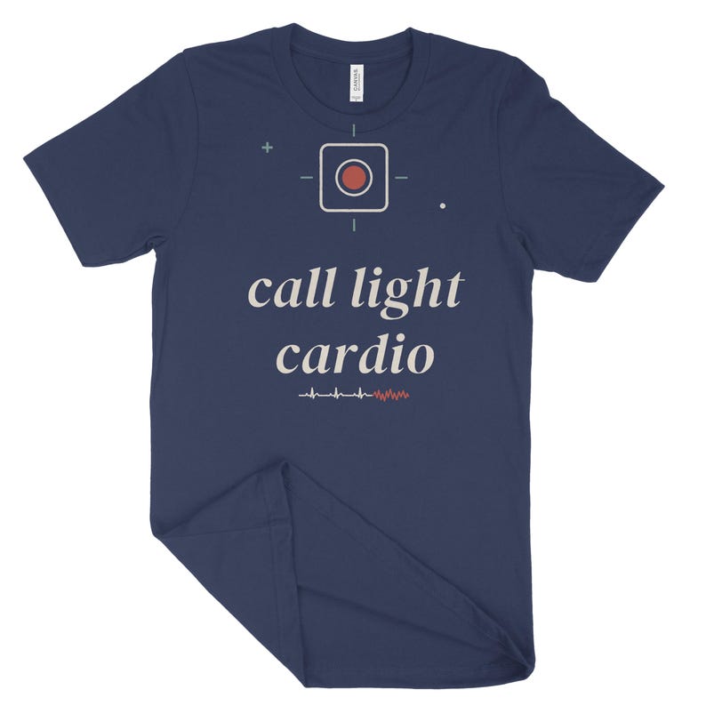 Camiseta de enfermera sarcástica con luz de llamada y cardiología, camiseta de enfermera para turno de noche, camiseta de enfermera de urgencias y UCI. imagen 8