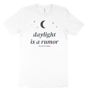 Daylight ist ein Gerücht Nachtschicht Shirt, sarkastisches Krankenschwester Tee für Nachtschicht Krankenschwestern Bild 10