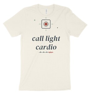 Camiseta de enfermera sarcástica con luz de llamada y cardiología, camiseta de enfermera para turno de noche, camiseta de enfermera de urgencias y UCI. imagen 6