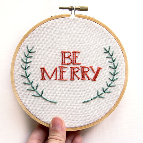 SALE / Christmas Decoration - Embroidery Wall Art - Be Merry Hoop Art - Holiday Decor - Red and green - Cute Festive Rustic - 5 Inch Hoop