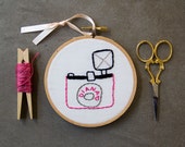 Pink Diana Camera Embroidery, Vintage Camera Hoop Art, Mid-Century Modern Stitched Art, Cute Quirky Home Decor, For Her, Photographer Gift