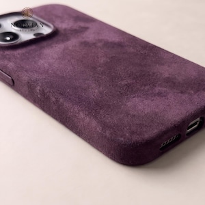 Slim protective iPhone cover with soft suede feel and elegant minimalist design
