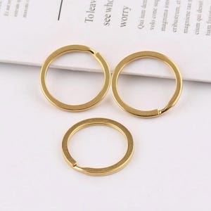 50pcs Flat Metal Key Rings for DIY Crafts Gold Keychain Rings, Split Key Rings Keychain Hardware Bag Charm Supplies, Jewelry Making Findings