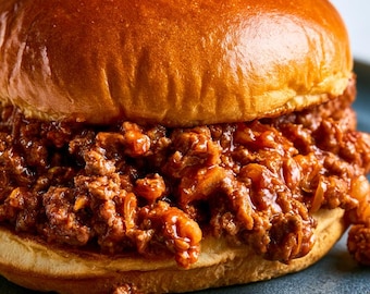 Tarjeta de receta imprimible en PDF para preparar fácilmente Sloppy Joe casero.