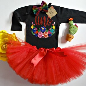 Uno Birthday girl Cinco de Mayo tutu outfit-  Fiesta Birthday girl outfit -  1st birthday girl-  Uno fiesta birthday shirt