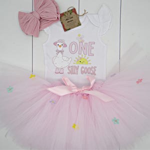 ONE silly goose First birthday girl outfit, Silly goose First birthday tutu girl outfit, Pink Goose 1st birthday outfit, Girl First birthday