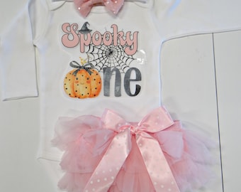 Spooky one Birthday outfit for baby girl,  Halloween birthday outfit, Spooky one birthday, First Birthday outfit girl, Spooky One shirt