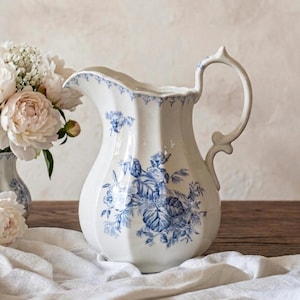 Vase en céramique de style vintage français.