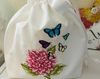 Toilet Paper Roll Cover, Drawstring Bag, Embroidered, Luxe Embroidery, Papier Toilette, Powder Room, Toilet Tissue Cover