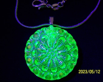 Czech  Vaseline  Glass  Button Necklace Gorgeous  AB Finish  27mm  with 925 silver snake chain