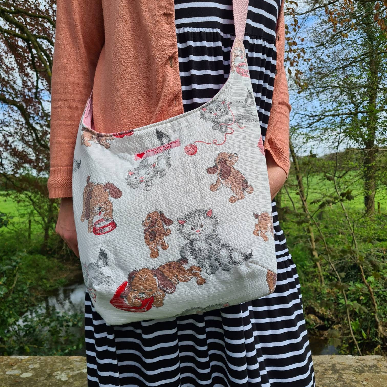 Extra Special - Vintage fabric slouchy cross body bag - puppies and kittens