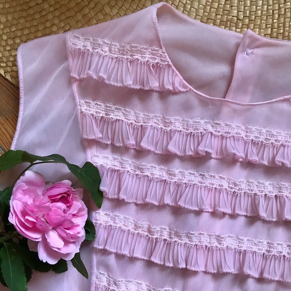 1960s pink ruffled lace top ,back buttoned , sleeveless / 60s mod girl summer top