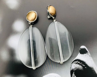 Boucles d’oreilles longues clips goutte transparente / plexiglass ovale Earrings