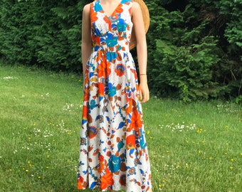 Vestido floral largo de la década de 1970 / Vintage 1970s Wallpaper maxi Dress / Maxi vestido floral azul naranja